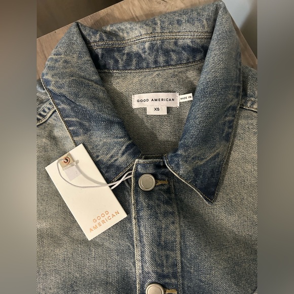 GOOD AMERICAN Coated Oversized Denim Jacket – Indigo927 – XS – NWT $268 - Picture 3 of 7